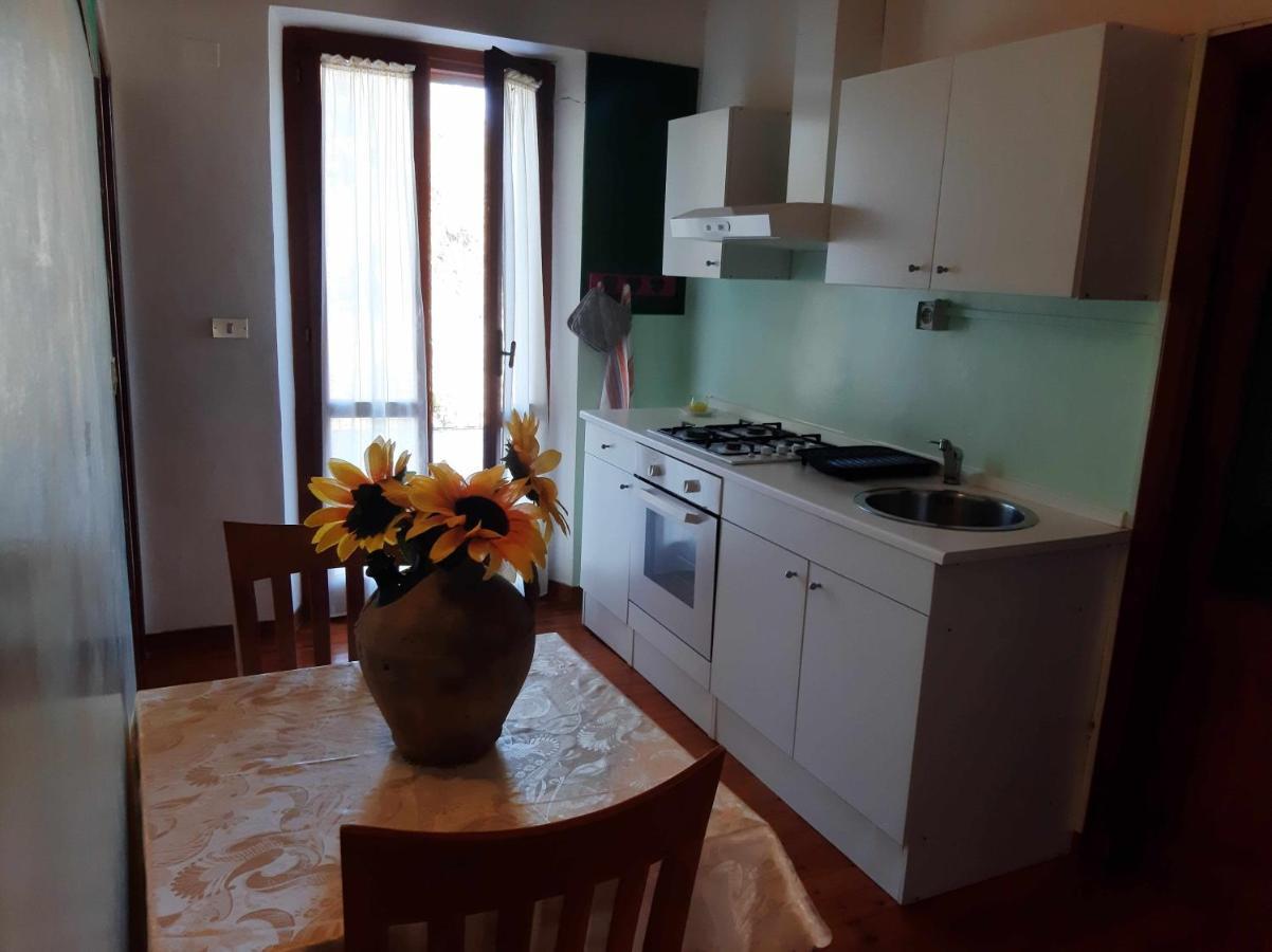 La Meriggia Agriturismo- Ampio Appartamento Con Terrazza Esclusiva Ancona Kültér fotó